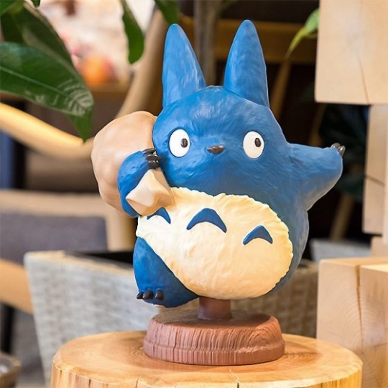Statue totoro bleu Ghibli Sculptures, figurines et statuettes Objets déco